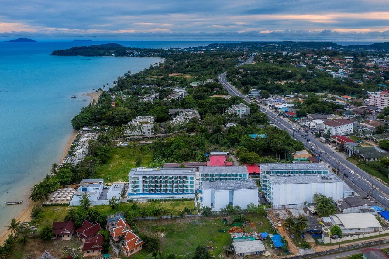 The Beachfront Hotel Phuket Rawai Extérieur photo