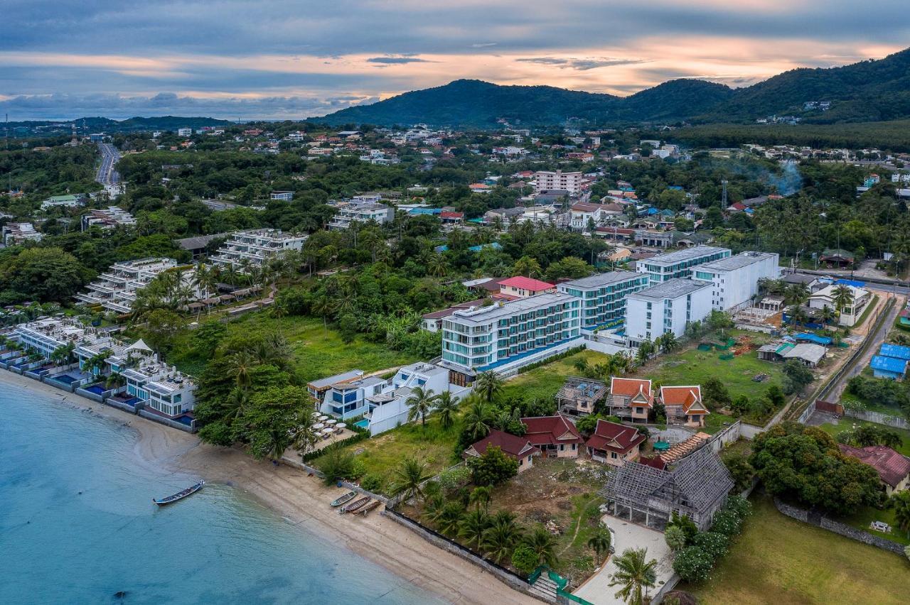 The Beachfront Hotel Phuket Rawai Extérieur photo